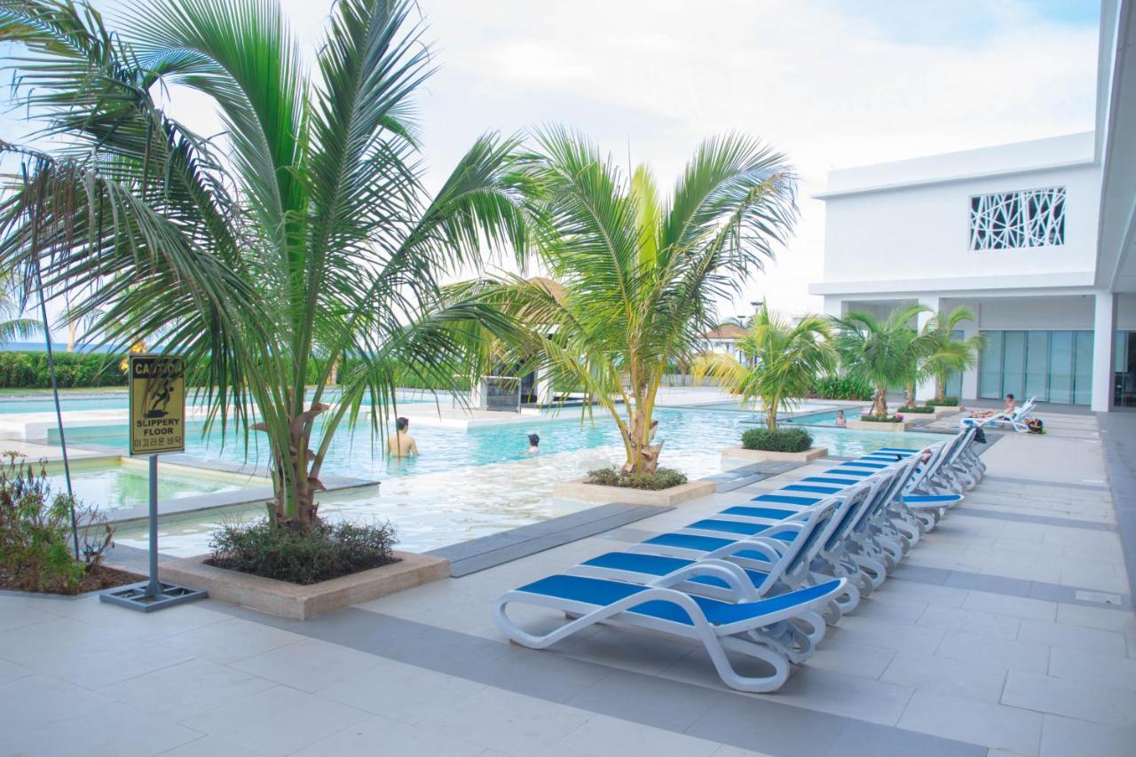 1Br Oceanfront At Arterra, Fast Wifi, Nflix, Kitchen Villa Lapu-Lapu City Kültér fotó