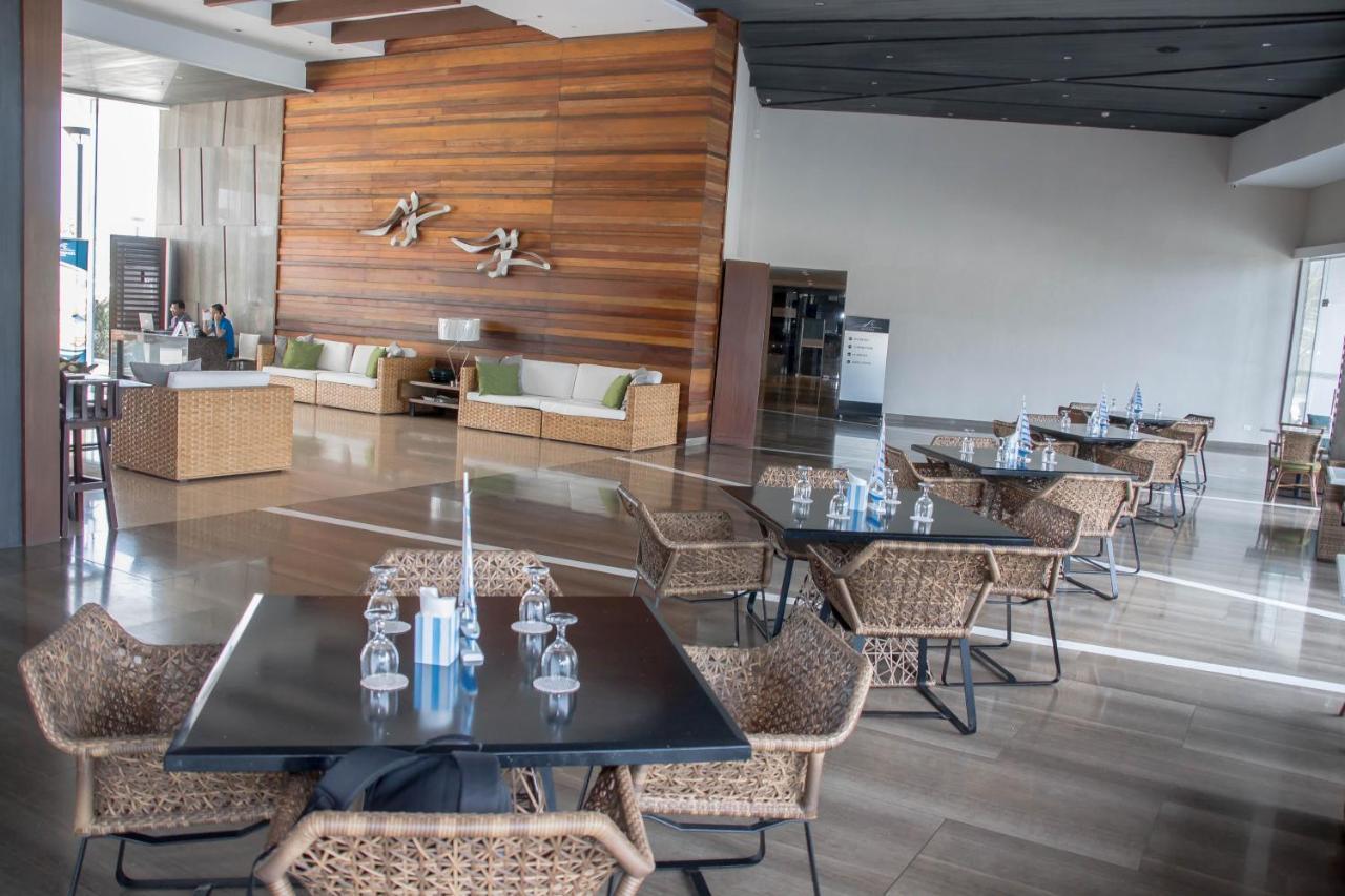 1Br Oceanfront At Arterra, Fast Wifi, Nflix, Kitchen Villa Lapu-Lapu City Kültér fotó